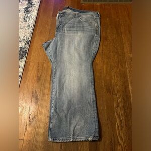 New without tags light wash torrid flare jeans. 30 short